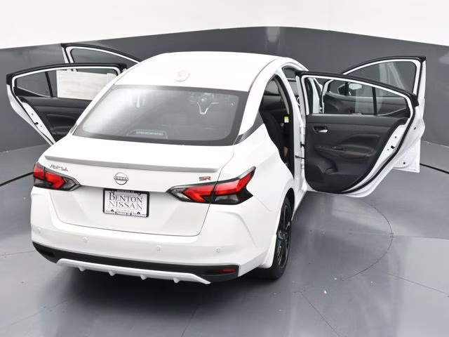 2025 Aspen White Tricoat Nissan Versa 1.6 SR FWD Sedan