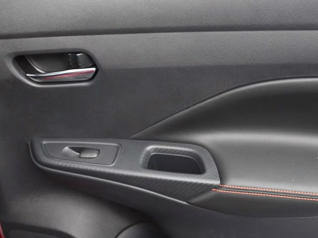 2025 Scarlet Ember Tintcoat Nissan Versa 1.6 SR FWD Sedan