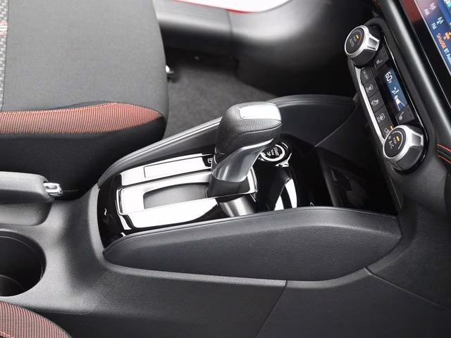 2025 Scarlet Ember Tintcoat Nissan Versa 1.6 SR FWD Sedan