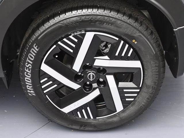 2026 Gun Metallic Nissan Kicks SV FWD SUV