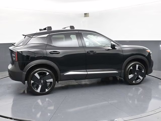 2026 Super Black Nissan Kicks SR FWD SUV