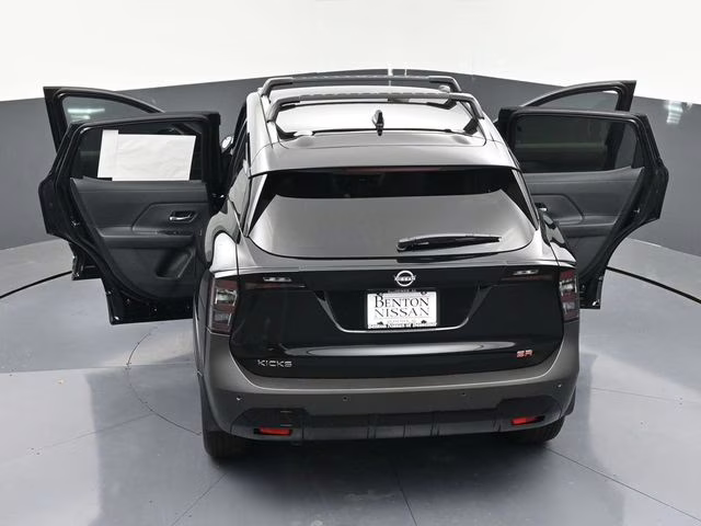 2026 Super Black Nissan Kicks SR FWD SUV