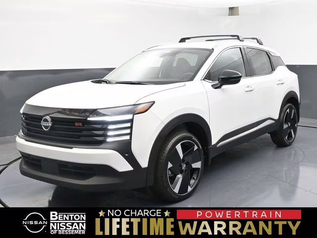 2026 Aspen White Tricoat Nissan Kicks SR FWD SUV