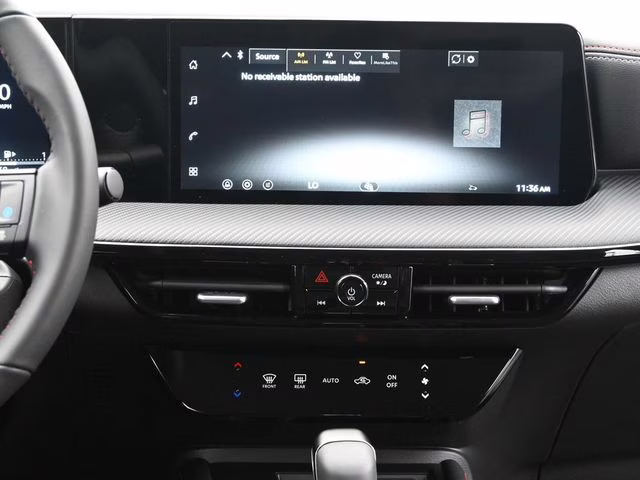 2026 Aspen White Tricoat Nissan Kicks SR FWD SUV