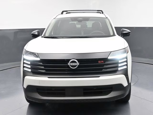 2026 Aspen White Tricoat Nissan Kicks SR FWD SUV