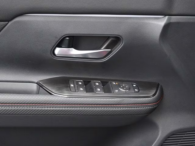 2026 Scarlet Ember Tintcoat Nissan Kicks SR FWD SUV