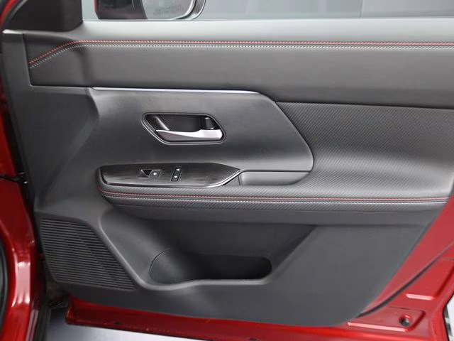 2026 Scarlet Ember Tintcoat Nissan Kicks SR FWD SUV