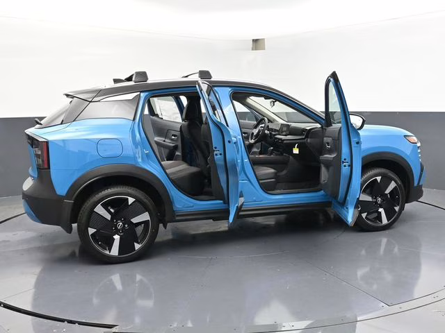 2026 Arctic Ice Blue/Black Nissan Kicks SR FWD SUV