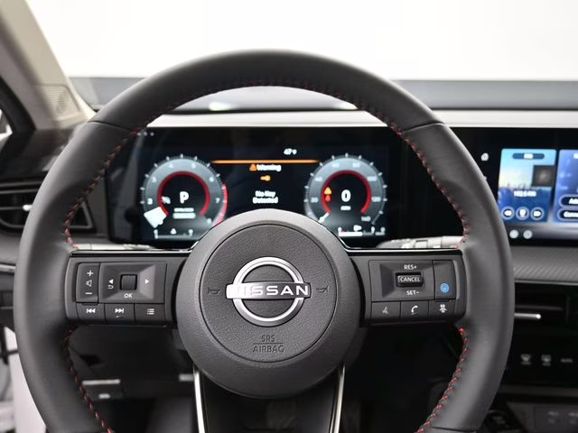 2026 Aspen White Tricoat Nissan Kicks SR FWD SUV