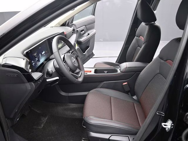 2026 Super Black Nissan Kicks SR FWD SUV