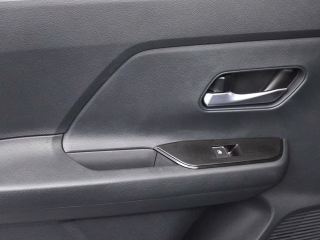 2026 Super Black Nissan Kicks SR FWD SUV