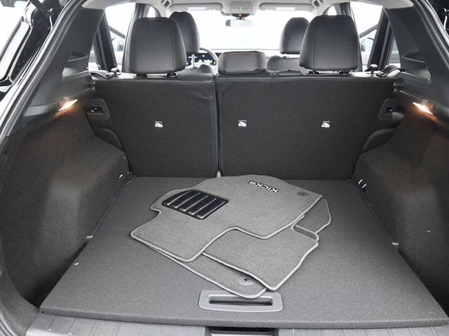 2026 Super Black Nissan Kicks SR FWD SUV