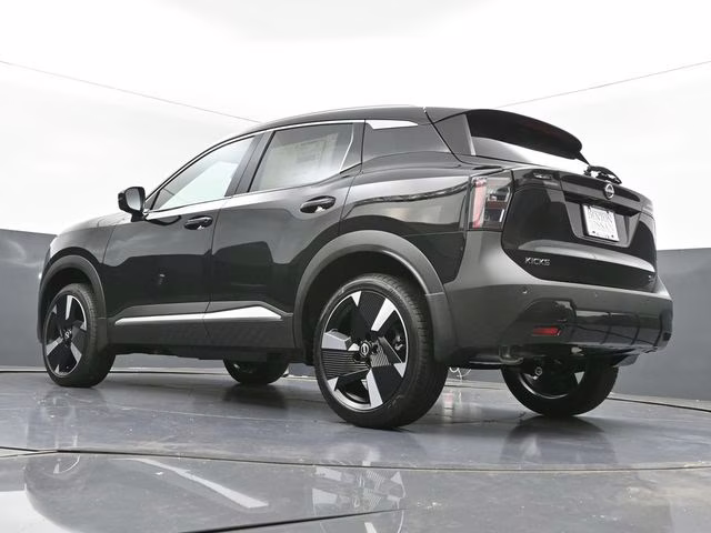 2026 Super Black Nissan Kicks SR FWD SUV