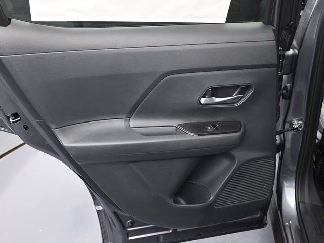 2026 Gun Metallic/Scarlet Ember Tintcoat Nissan Kicks SR FWD SUV