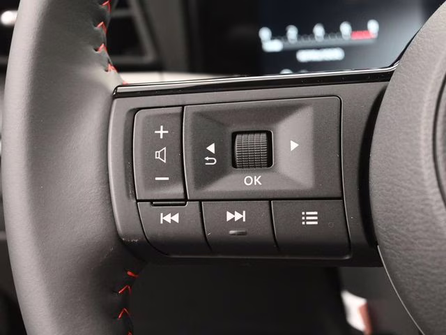 2026 Super Black Nissan Kicks SR FWD SUV