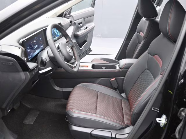 2026 Super Black Nissan Kicks SR FWD SUV