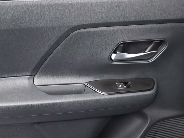 2026 Super Black Nissan Kicks SR FWD SUV