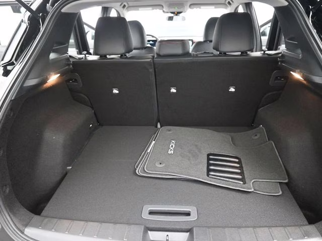 2026 Super Black Nissan Kicks SR FWD SUV