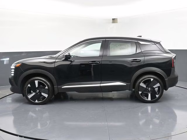 2026 Super Black Nissan Kicks SR FWD SUV