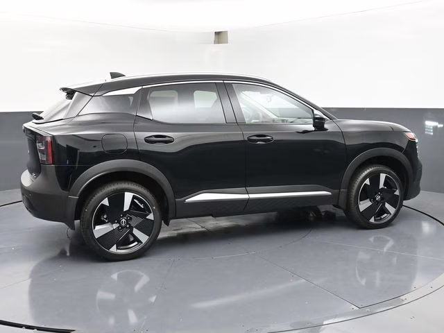 2026 Super Black Nissan Kicks SR FWD SUV