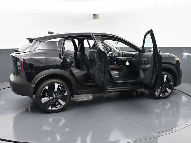 2026 Super Black Nissan Kicks SR FWD SUV