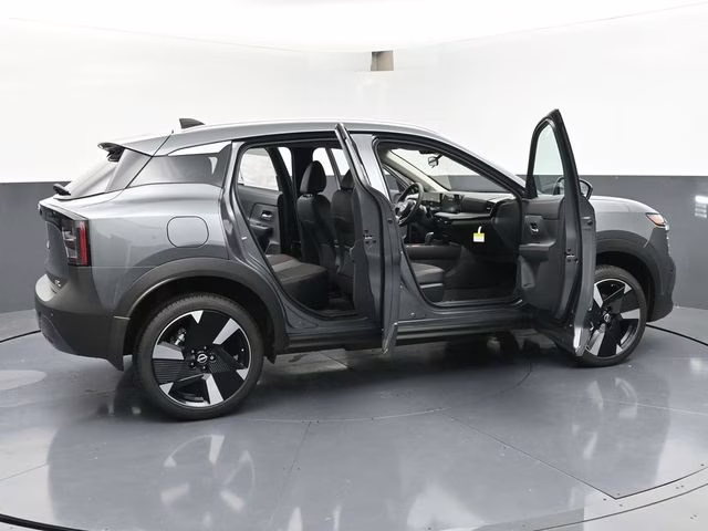 2026 Gun Metallic Nissan Kicks SR FWD SUV