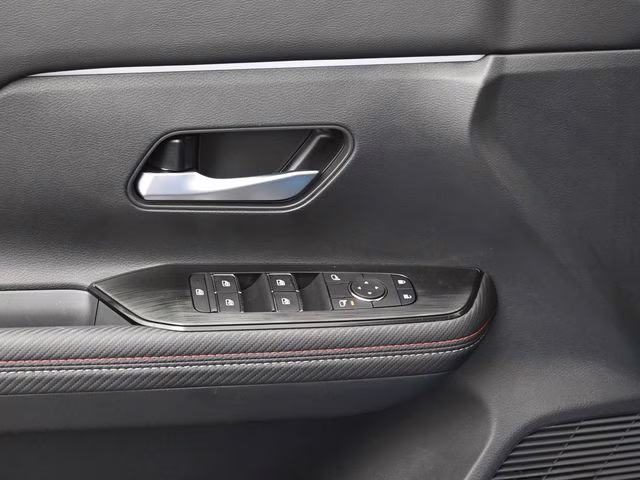 2026 Arctic Ice Blue/Black Nissan Kicks SR FWD SUV