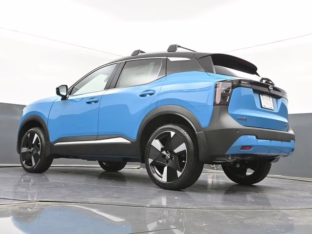 2026 Arctic Ice Blue/Black Nissan Kicks SR FWD SUV