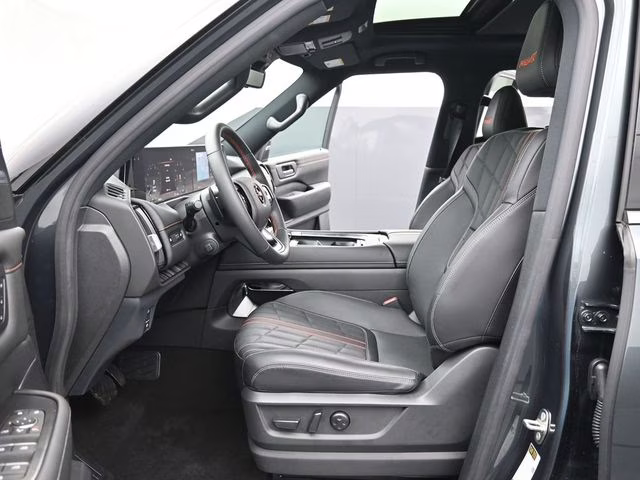 2025 Alpine Metallic Nissan Armada PRO-4X 4X4 SUV