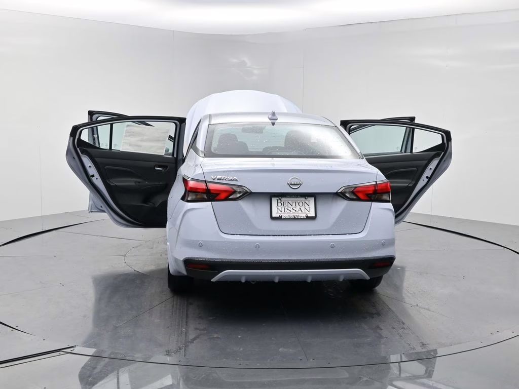 2025 Gray Sky Pearl Nissan Versa 1.6 SV FWD Sedan