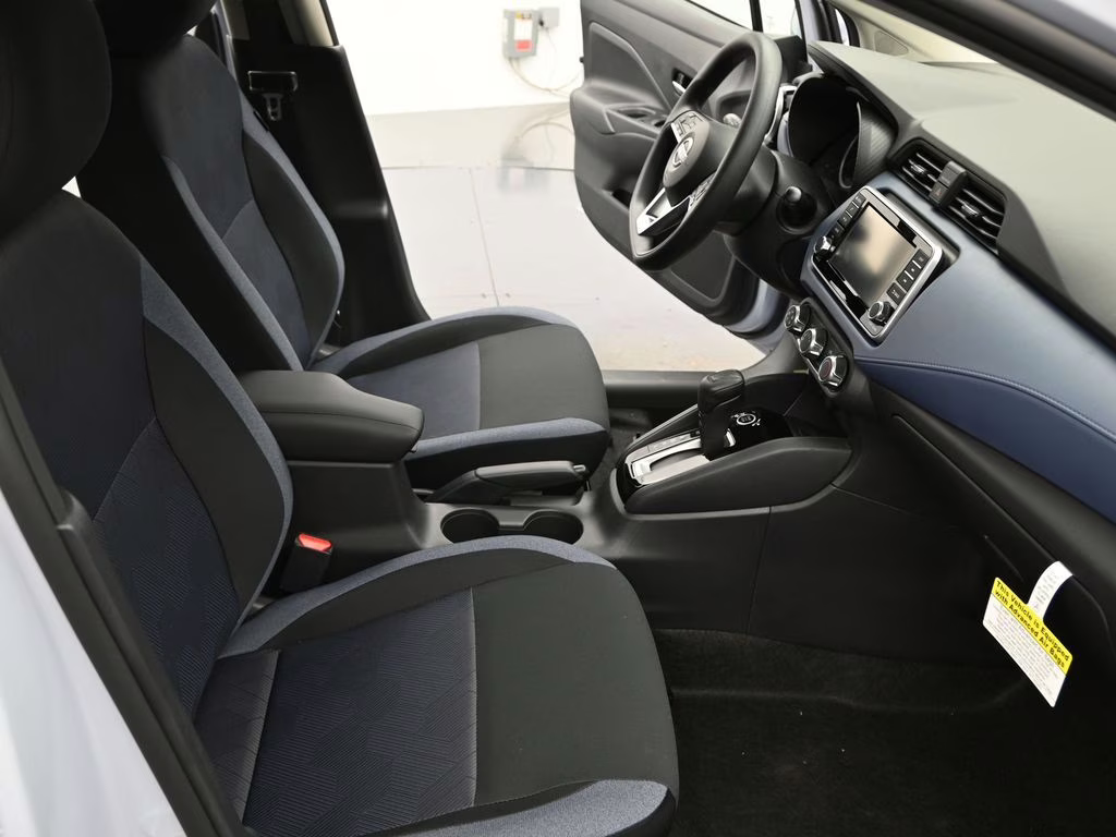 2025 Gray Sky Pearl Nissan Versa 1.6 SV FWD Sedan