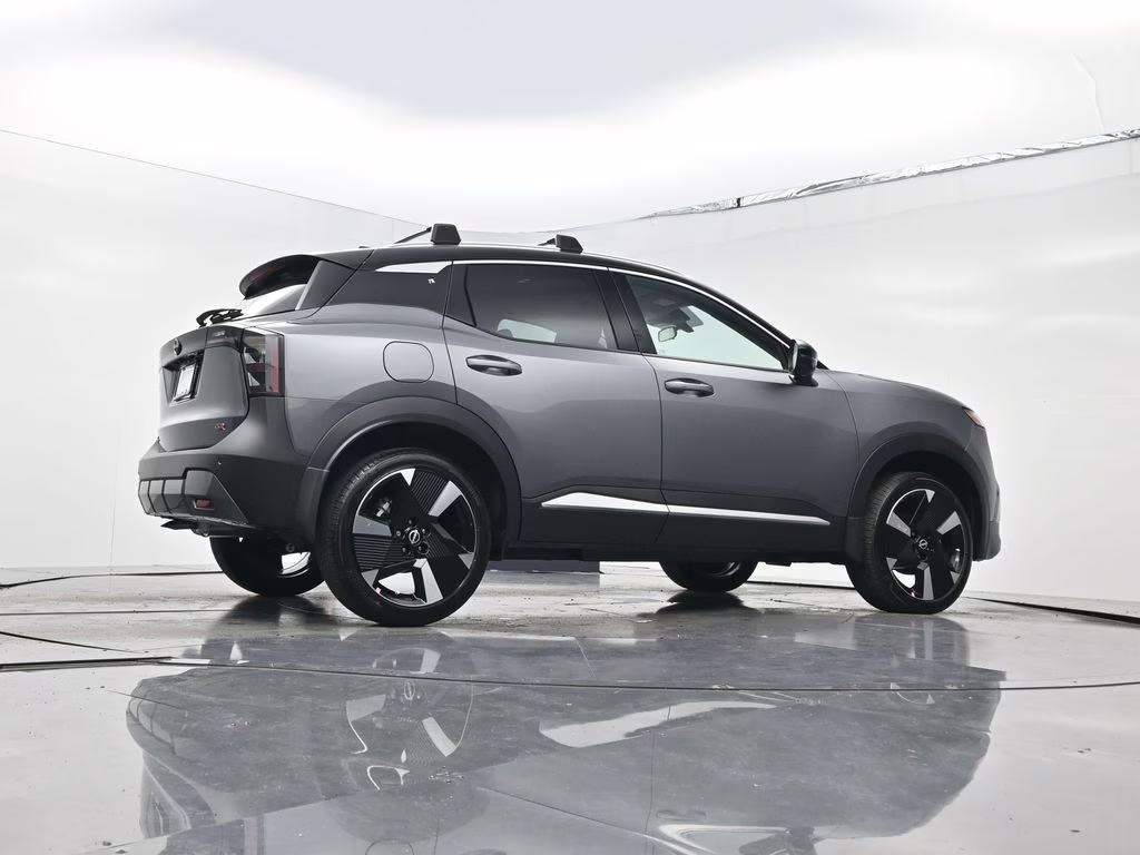 2026 Gun Metallic/Super Black Nissan Kicks SR FWD SUV