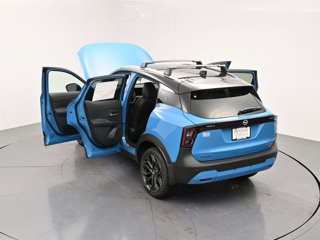 2026 Arctic Ice Blue/Black Nissan Kicks SR FWD SUV