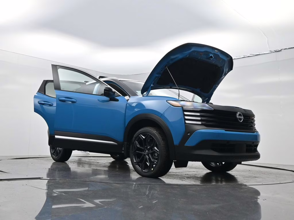 2026 Arctic Ice Blue/Black Nissan Kicks SR FWD SUV