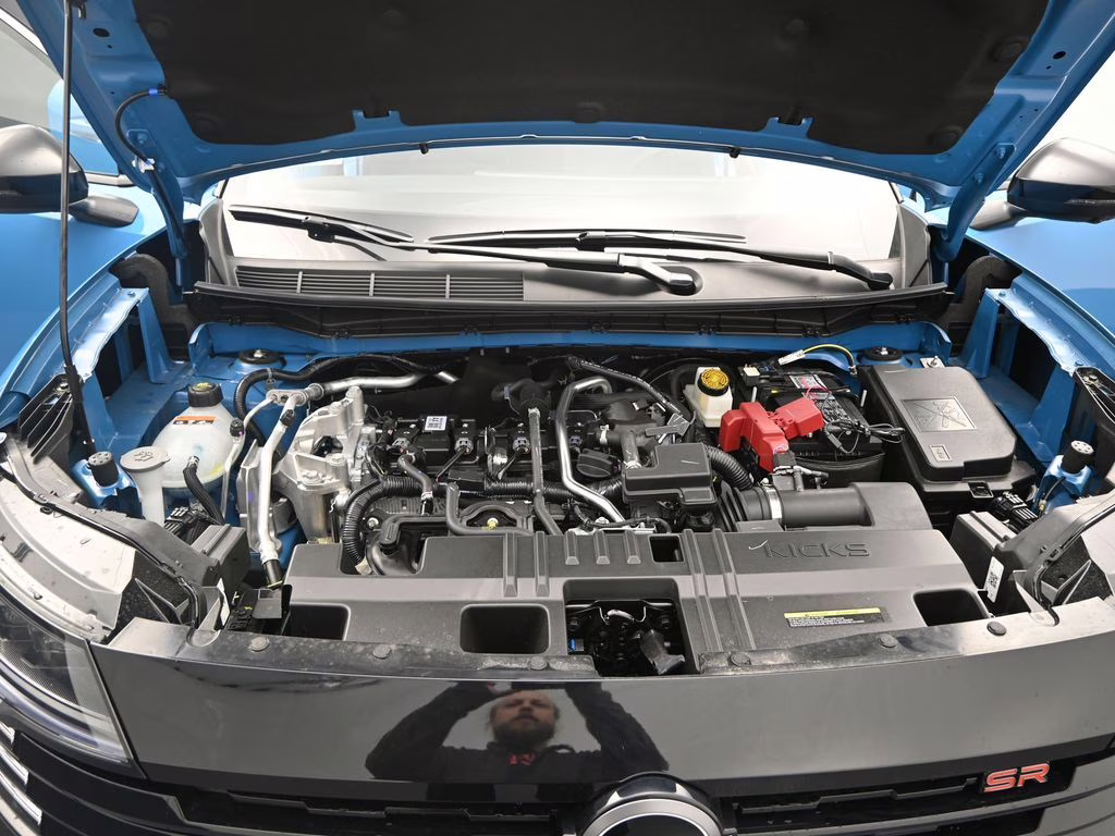 2026 Arctic Ice Blue/Black Nissan Kicks SR FWD SUV