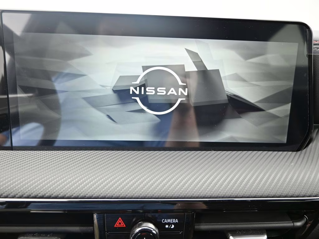 2026 Gun Metallic/Super Black Nissan Kicks SR FWD SUV