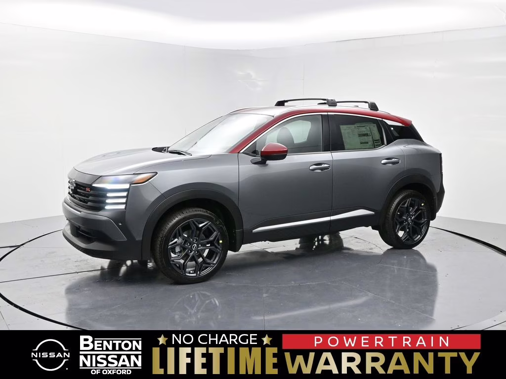 2026 Gun Metallic/Scarlet Ember Tintcoat Nissan Kicks SR FWD SUV