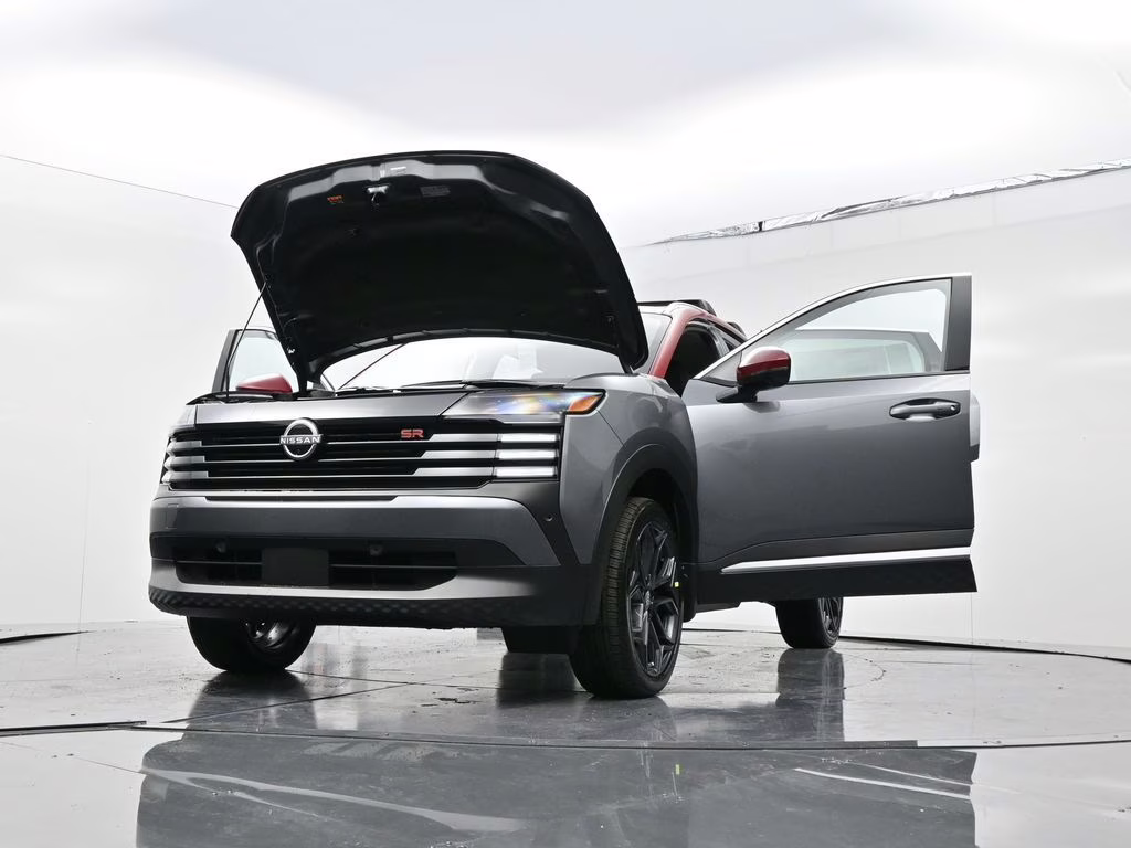 2026 Gun Metallic/Scarlet Ember Tintcoat Nissan Kicks SR FWD SUV