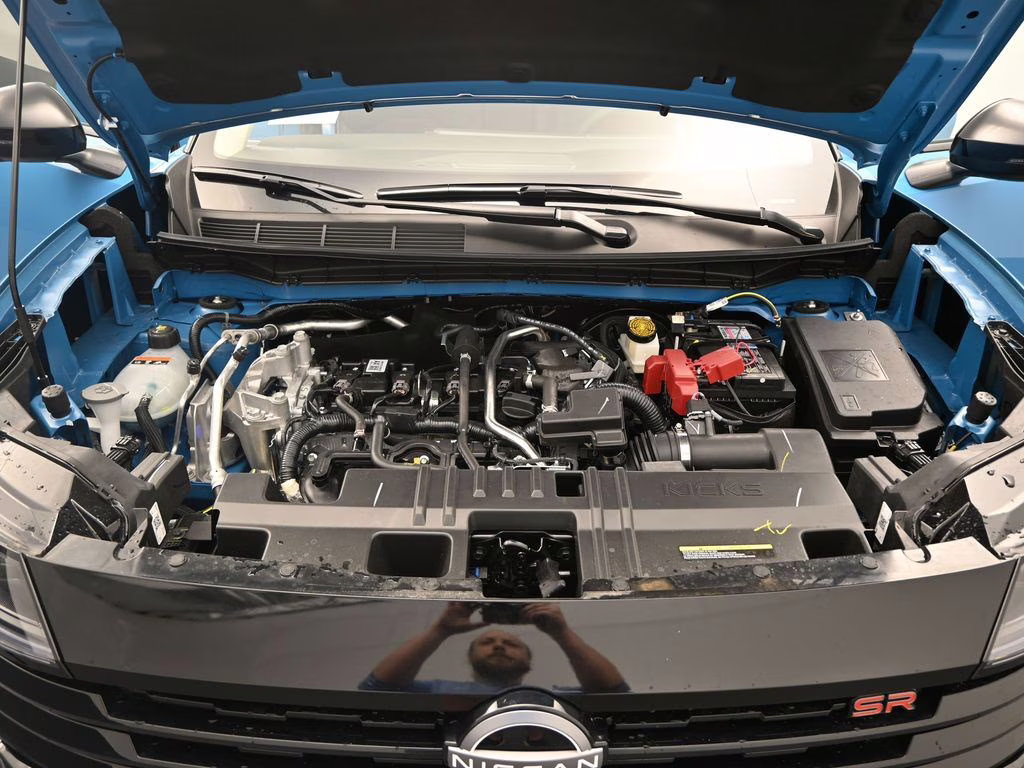 2026 Arctic Ice Blue/Black Nissan Kicks SR FWD SUV