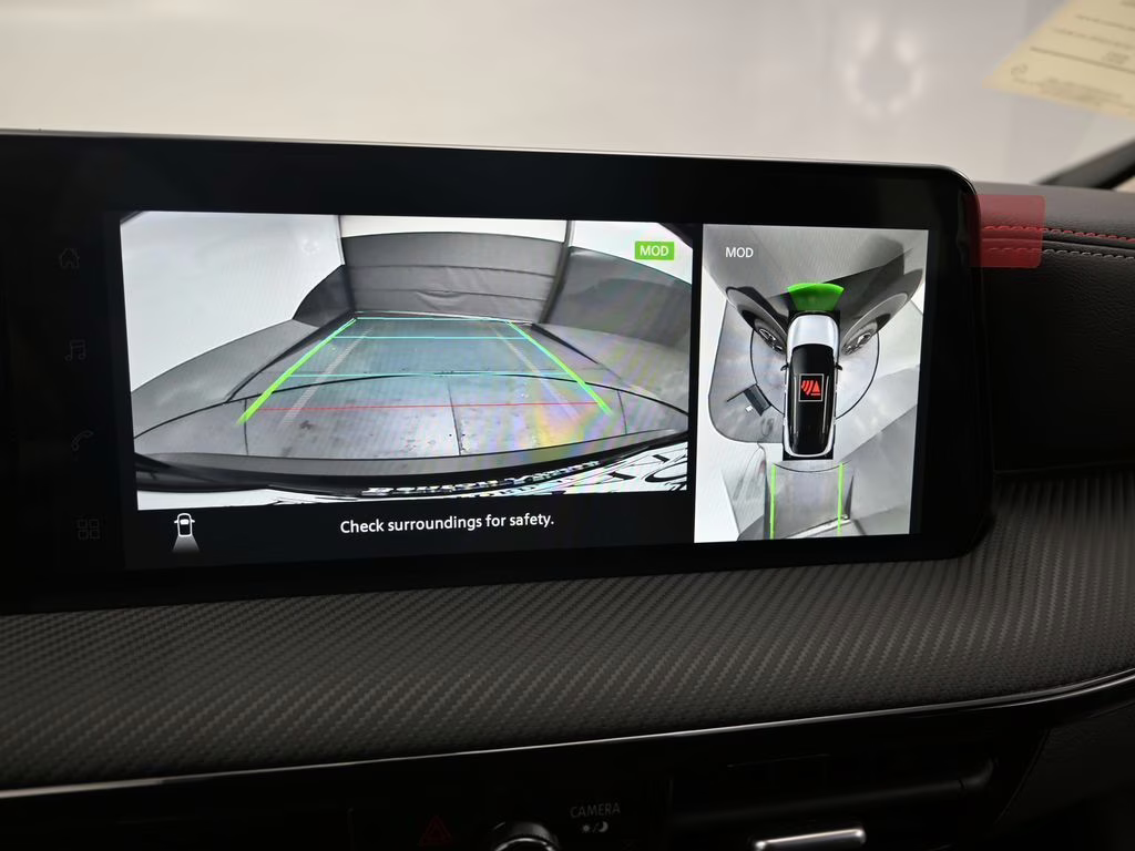 2026 Super Black Nissan Kicks SR FWD SUV