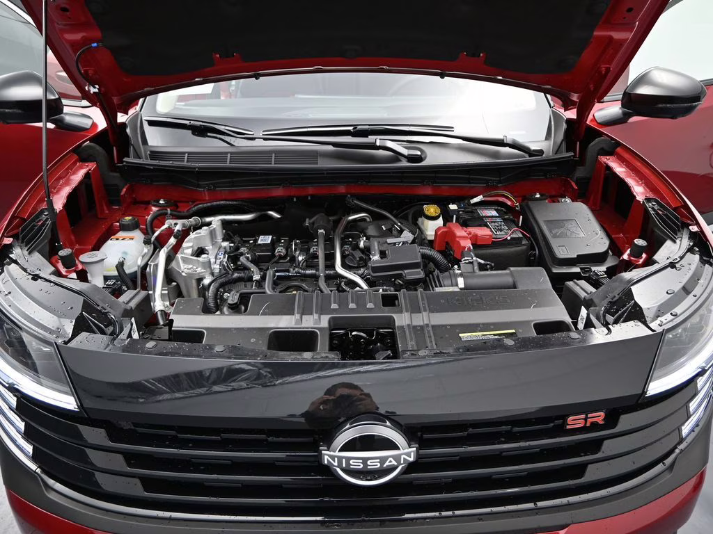 2026 Scarlet Ember/Super Black Nissan Kicks SR FWD SUV