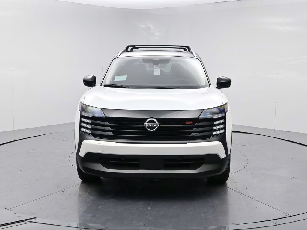 2026 Aspen White/Super Black Nissan Kicks SR FWD SUV