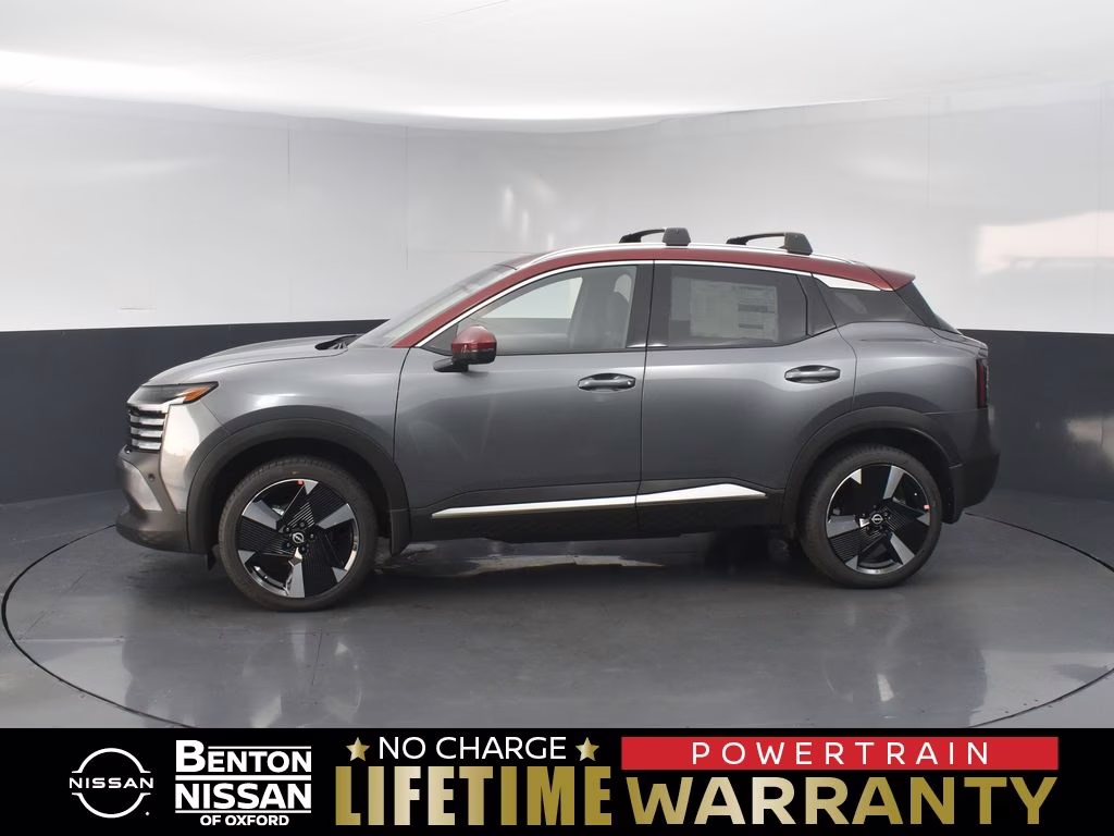 2026 Gun Metallic/Scarlet Ember Tintcoat Nissan Kicks SR FWD SUV