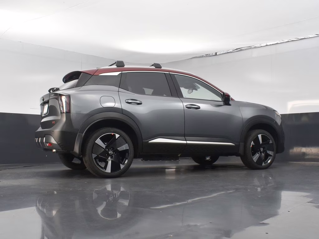 2026 Gun Metallic/Scarlet Ember Tintcoat Nissan Kicks SR FWD SUV