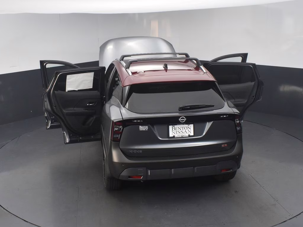 2026 Gun Metallic/Scarlet Ember Tintcoat Nissan Kicks SR FWD SUV