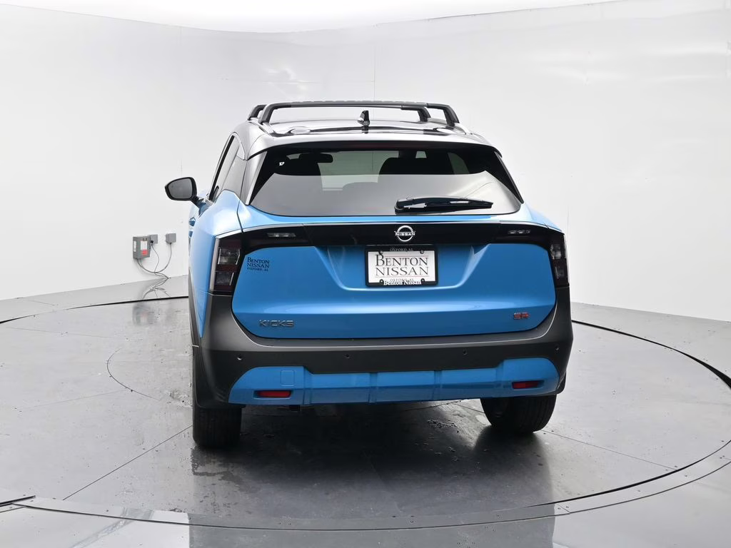 2026 Arctic Ice Blue/Black Nissan Kicks SR FWD SUV
