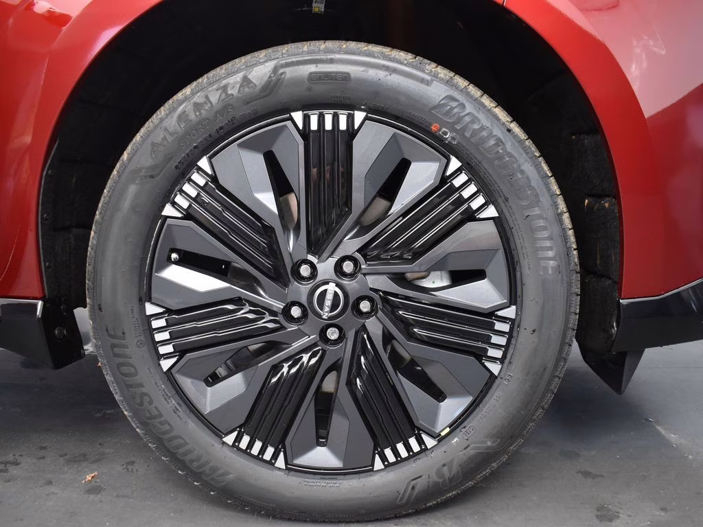 2025 Scarlet Ember Tintcoat/Super Black Nissan Murano Platinum AWD SUV