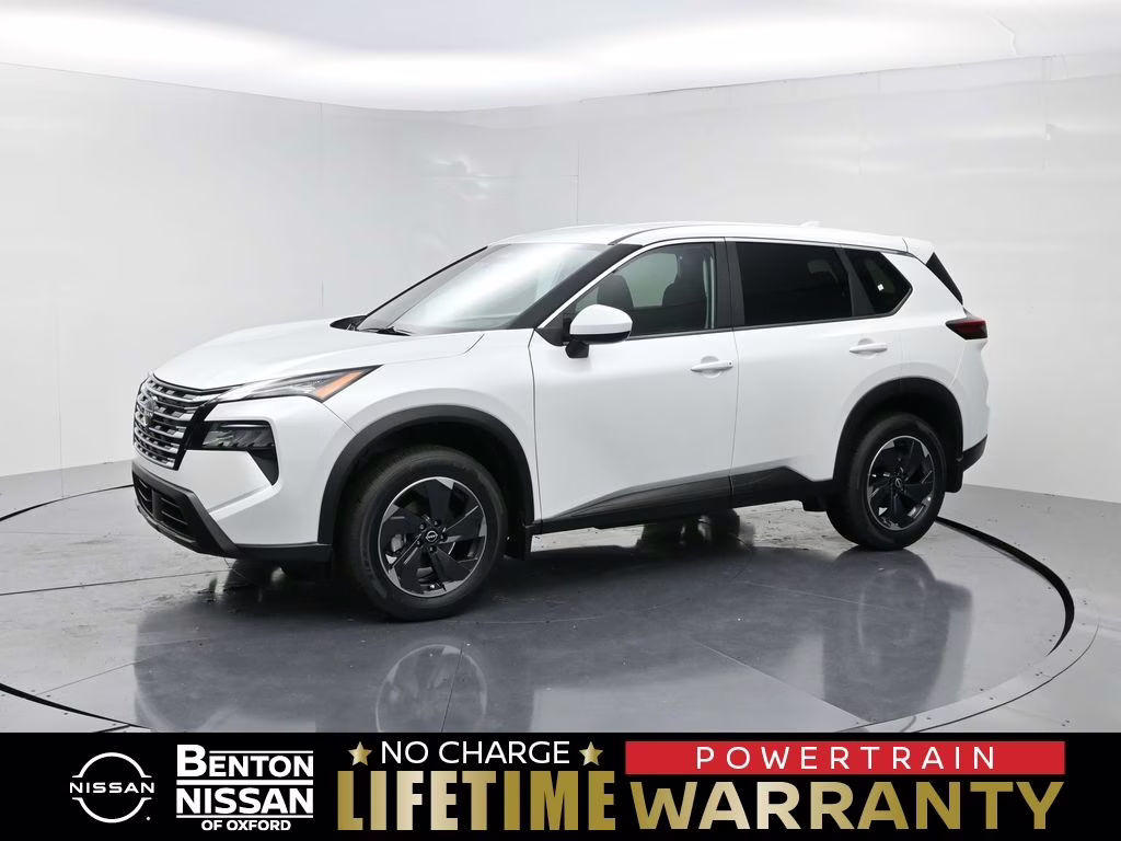 2026 Everest White Pearl Tricoat Nissan Rogue SV FWD SUV