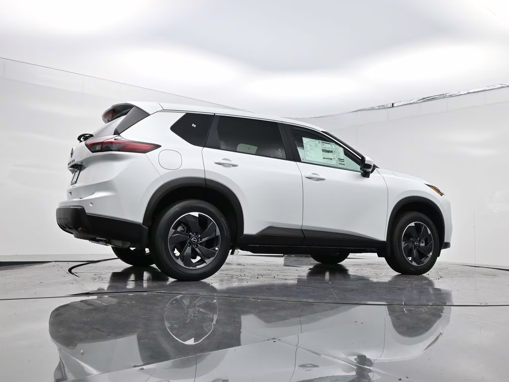 2026 Everest White Pearl Tricoat Nissan Rogue SV FWD SUV