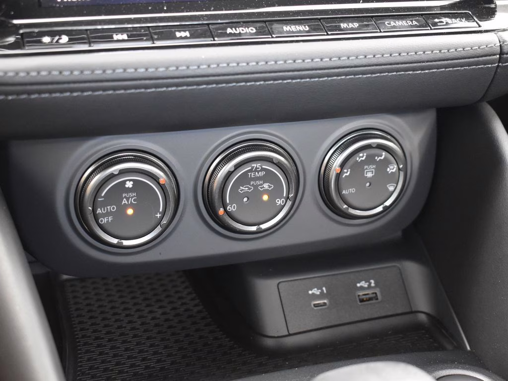 2025 Brilliant Silver/Super Black Nissan Z Performance RWD Coupe